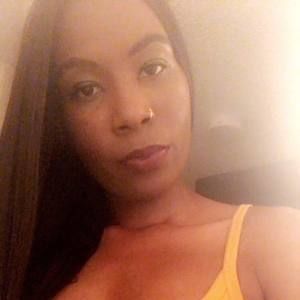 Meet your Posher, Nikki